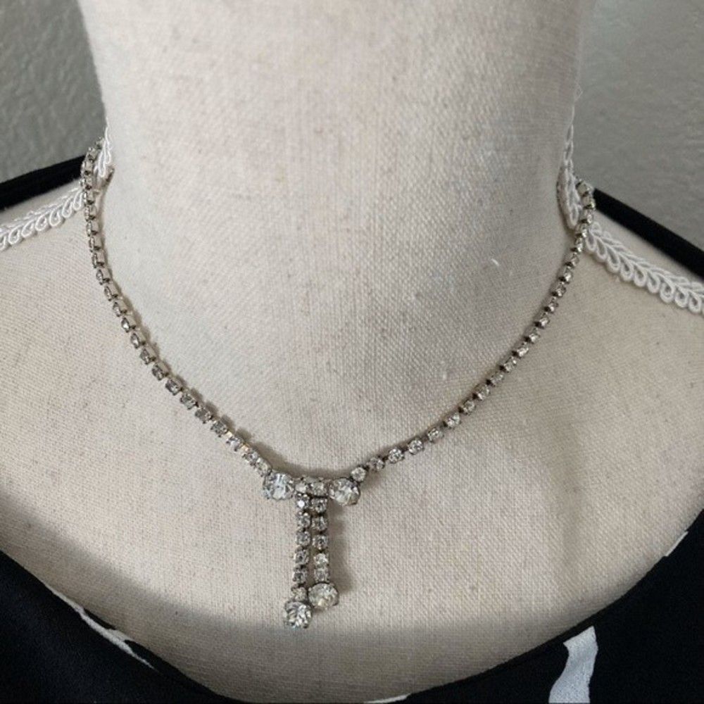 Crystal Rhinestone Drop Pendant Necklace - Picture 2 of 11